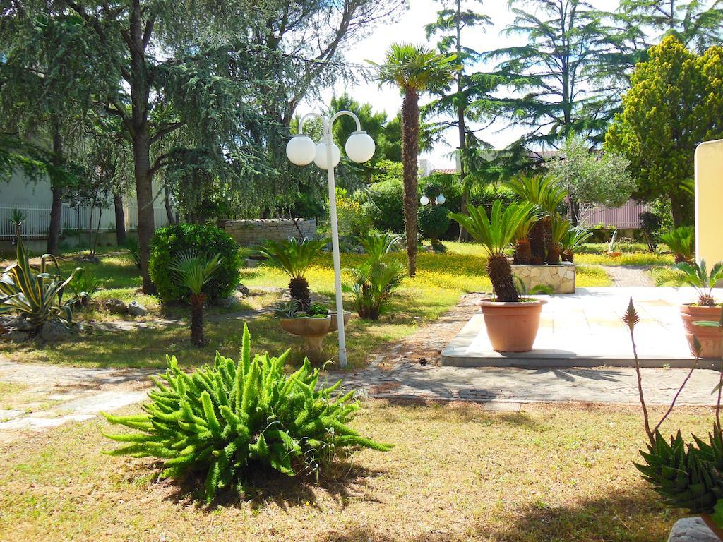 B&B Villa Garden Bisceglie Dış mekan fotoğraf